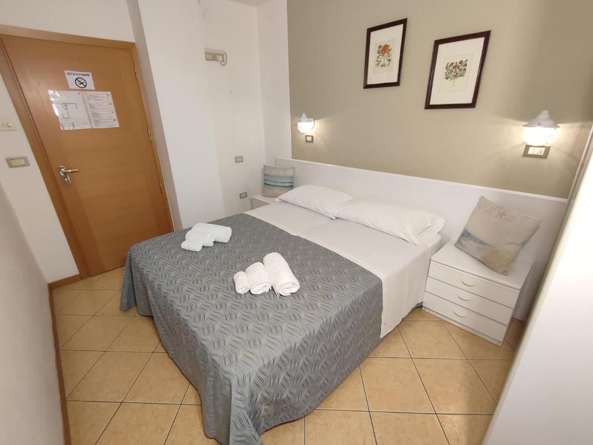 Hotel Athena B&B Gabicce Mare Εξωτερικό φωτογραφία