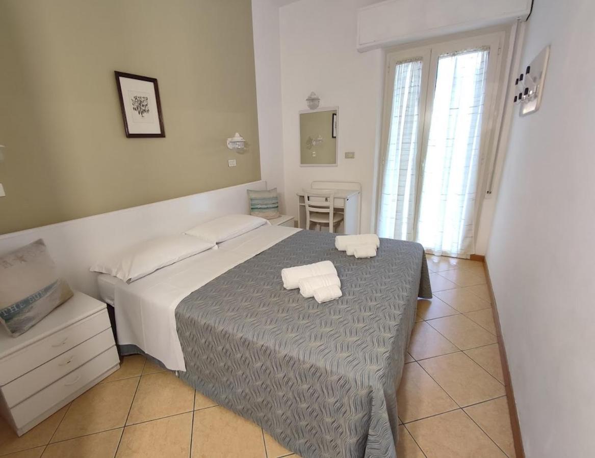 Hotel Athena B&B Gabicce Mare Εξωτερικό φωτογραφία